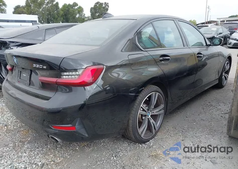 2022 BMW 3 Series 330E z USA, uszkodzony, nr VIN 3MW5P7J07N8C35403